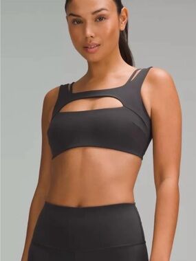 Lululemon Everlux Front Cut-Out Train Bra.